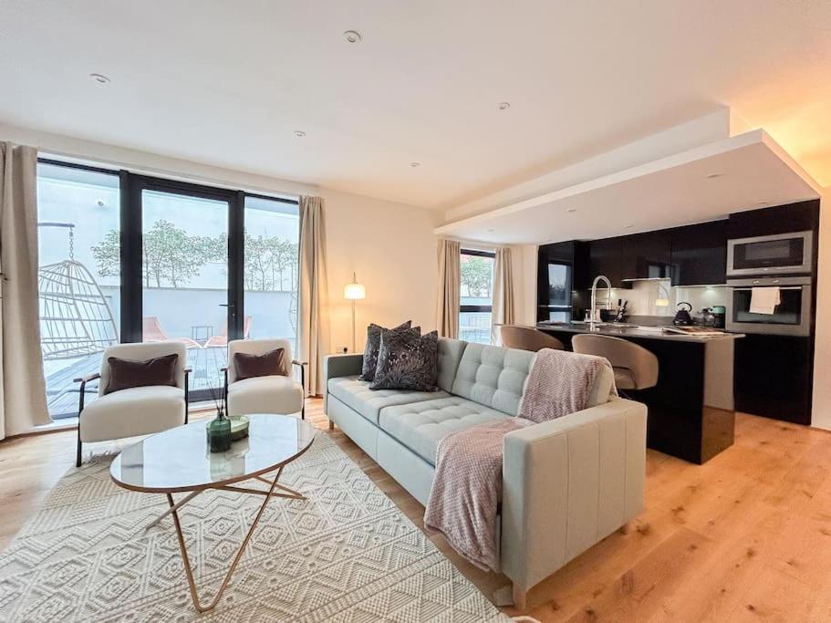 Stylish 2 Bed With Large Terrace Apartamento *