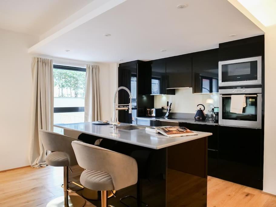 Apartamento Stylish 2 Bed With Large Terrace