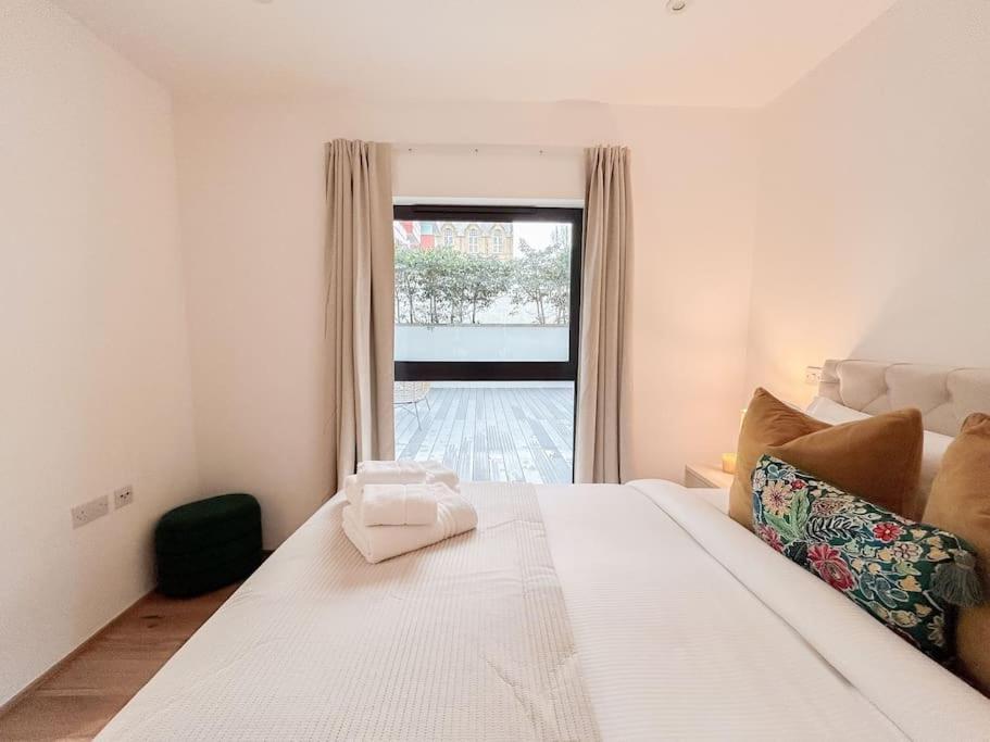 Stylish 2 Bed With Large Terrace Apartamento